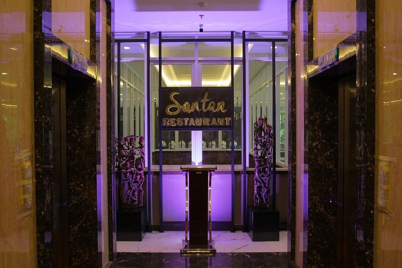 @Hom Premiere By Horison Abepura Hotel Jayapura Bagian luar foto